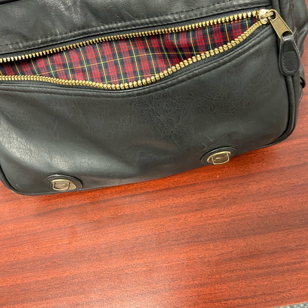 Vintage Cadillac The Luxury Leaders Black Leather Duffel Bag - Picture 9 of 10
